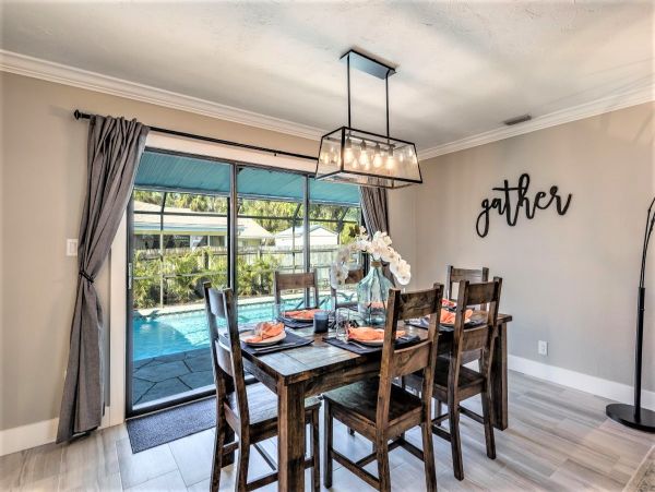 Siesta Key 3 Bedroom Vacation Pool Home Sleeps 8 Guests