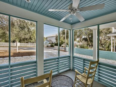 Luxury 4 Bedroom Home in Destin Private Pool Walk to Beach