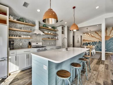 Luxury 4 Bedroom Home in Destin Private Pool Walk to Beach