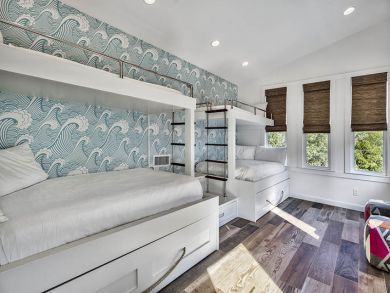 Luxury 4 Bedroom Home in Destin Private Pool Walk to Beach