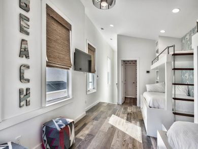 Luxury 4 Bedroom Home in Destin Private Pool Walk to Beach