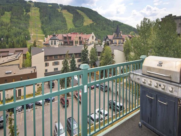 Majestic Mountain Views 4 Bedroom Vail Vacation Condo