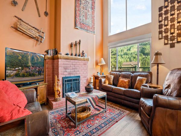 Majestic Mountain Views 4 Bedroom Vail Vacation Condo