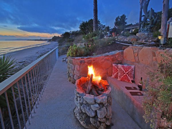 Six Bedroom Vacation Home with Panoramic Ocean Views