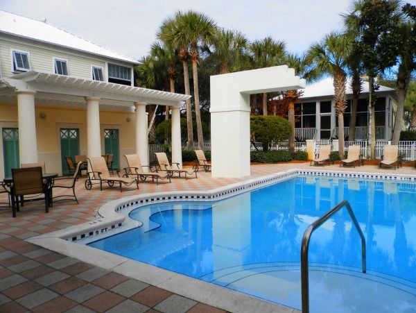 Enjoy this Beach Retreat in Frangista Beach Florida