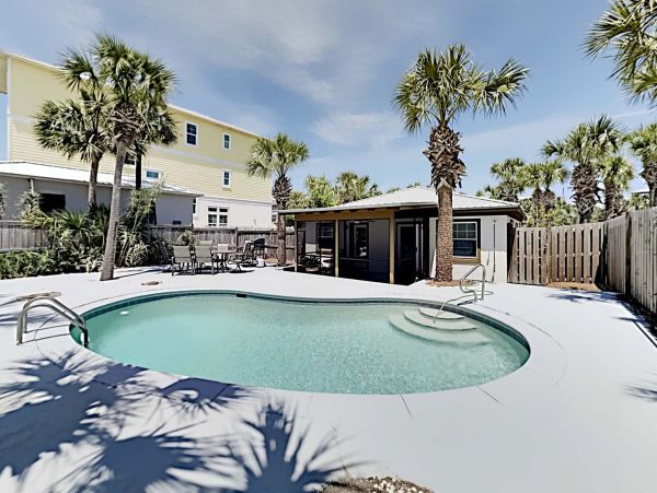Enjoy this Beach Retreat in Frangista Beach Florida