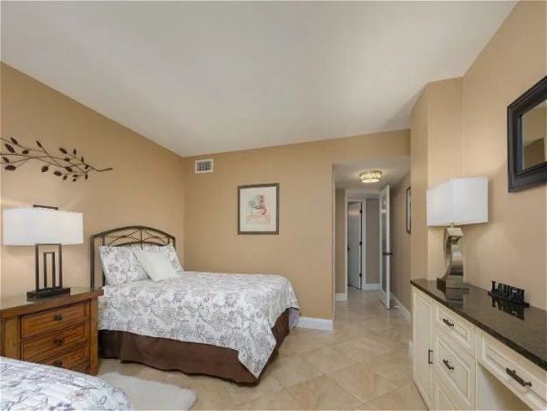 Siesta Key Vacation Condo Renatls