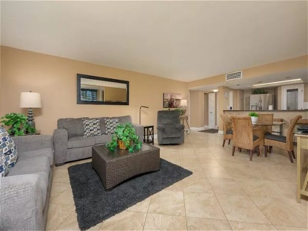 Siesta Key Vacation Condo Renatls