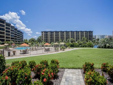 Siesta Key Condo 911746