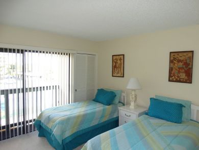 Siesta Key Vacation Townhome 2 Bedrooms Sleeps 4 Guests