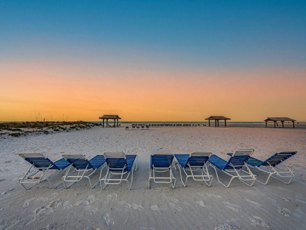 Beachfront Two Bedroom Vacation Condo in Siesta Key