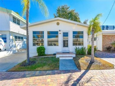 Siesta Key Condo 911795