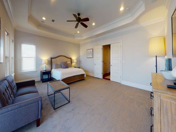 Destin 9 Bedroom Retreat Less Than One Block from the Beach!