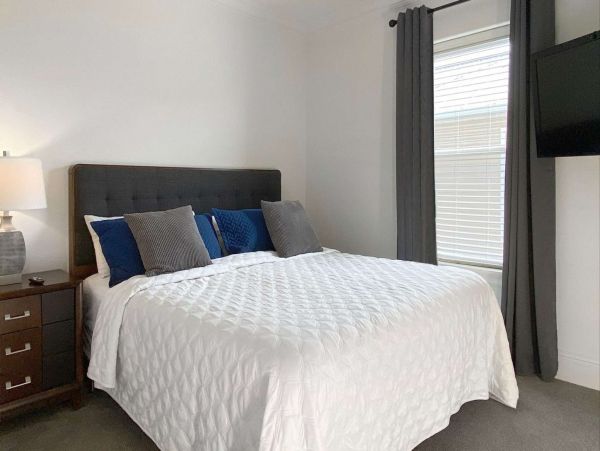 Destin 9 Bedroom Retreat Less Than One Block from the Beach!