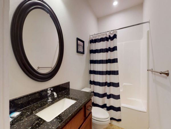 Destin 9 Bedroom Retreat Less Than One Block from the Beach!