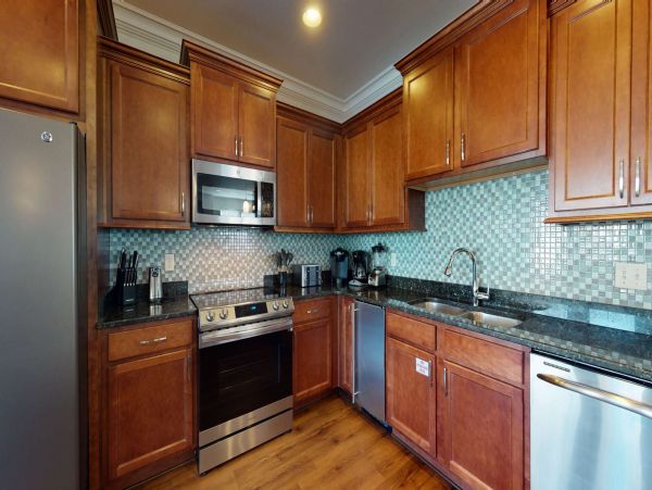 Destin 9 Bedroom Retreat Less Than One Block from the Beach!