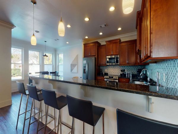 Destin 9 Bedroom Retreat Less Than One Block from the Beach!