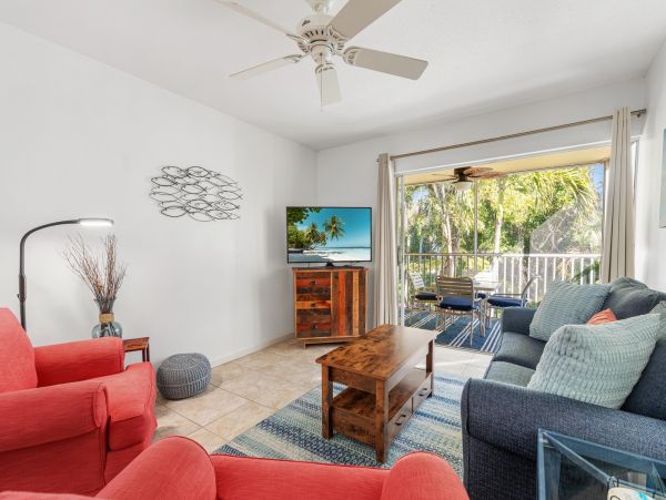 Longboat Key Vacation Condo Rental Walk to Beach Sleeps 4 - additional view, photo 4