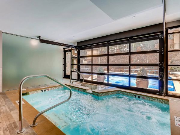3 Bedroom Condo Rental in Vail Ski in Ski Out Vail