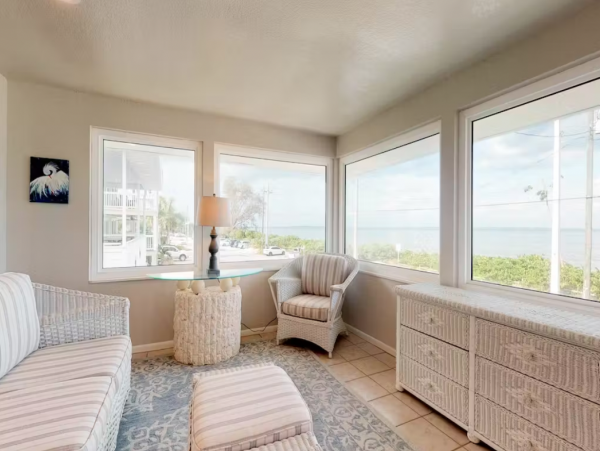 2 Bedroom Condo in Anna Maria Island Lovely Interior