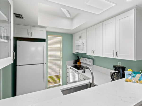 Longboat Key Vacation Condo Rental Sleeps Four