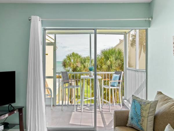 Longboat Key Vacation Condo Rental Sleeps Four