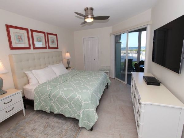 On Beach Longboat Key Vacation Condo Two Bedroom