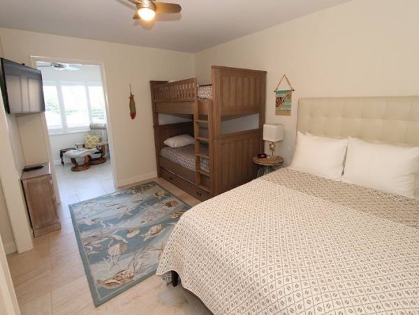 On Beach Longboat Key Vacation Condo Two Bedroom