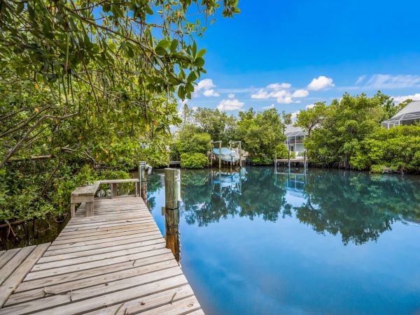 Anna Maria Vacation Rental With Three Bedrooms Walk To Beach