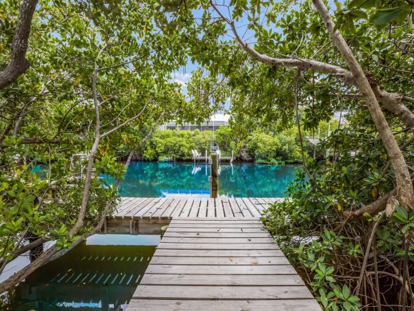 Anna Maria Vacation Rental With Three Bedrooms Walk To Beach