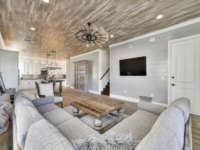 Luxury 7 Bedroom Vacation Home in Miramar Beach Sleeps 20