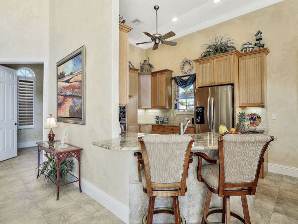 Stunning 3 Bedroom Home with Private Pool and Boat Dock