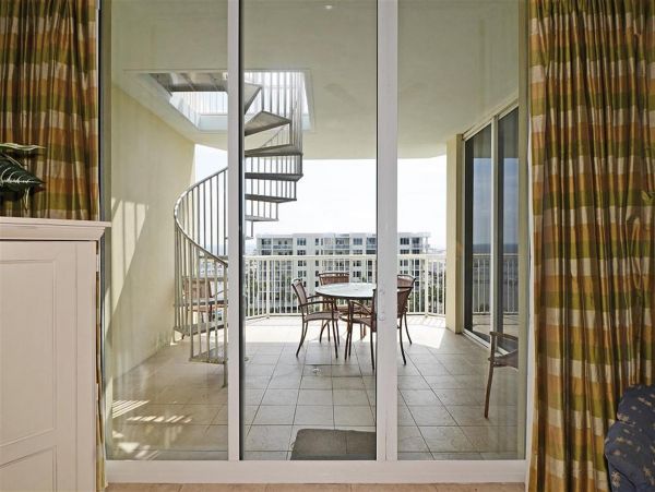Penthouse Three Bedroom Value Priced Okaloosa Island Condo