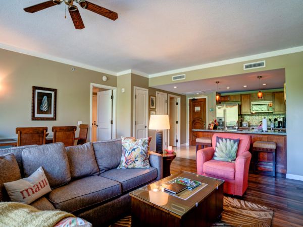 Luxurious Two-Bedroom Villa in Maui – Stunning Ocean Views