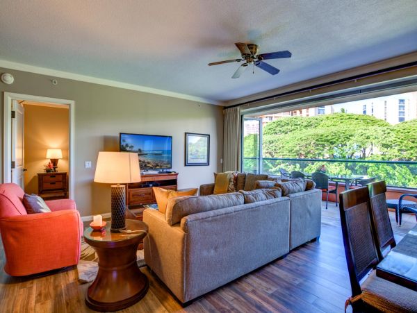 Luxurious Two-Bedroom Villa in Maui – Stunning Ocean Views