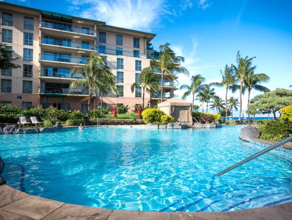 Luxurious Two-Bedroom Villa in Maui – Stunning Ocean Views