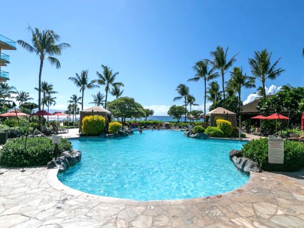 Luxurious Two-Bedroom Villa in Maui – Stunning Ocean Views