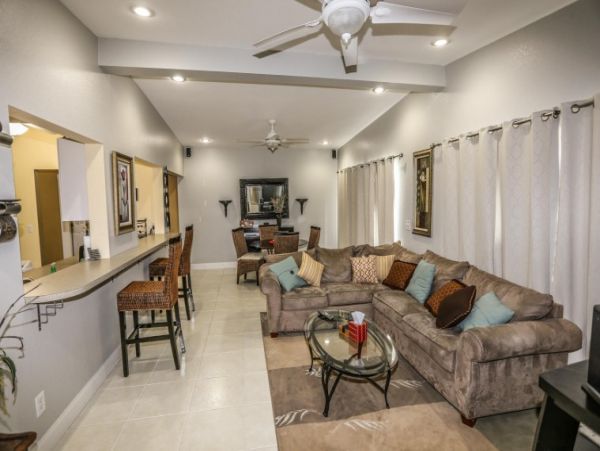 Fort Myers Pool Vacation Home One Minute to the Beach
