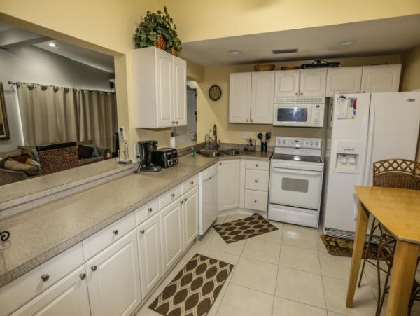 Fort Myers Pool Vacation Home One Minute to the Beach