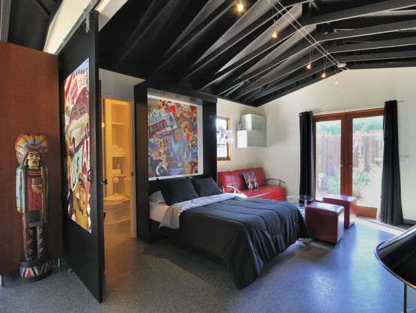 Santa Barbara Luxury Beachfront Vacation Home