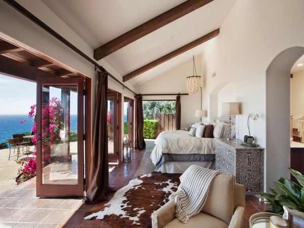 Santa Barbara Luxury Beachfront Vacation Home