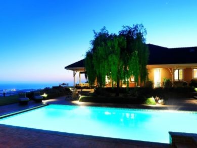 Four Bedroom Vacation Home with Pool and Hot Tub Sleeps 8 Four Bedroom Vacation Home with Pool and Hot Tub Sleeps 8
