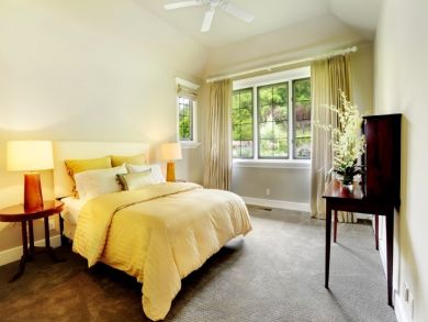 Four Bedroom Vacation Home with Pool and Hot Tub Sleeps 8 Four Bedroom Vacation Home with Pool and Hot Tub Sleeps 8