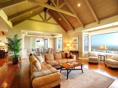 Four Bedroom Vacation Home with Pool and Hot Tub Sleeps 8 Four Bedroom Vacation Home with Pool and Hot Tub Sleeps 8