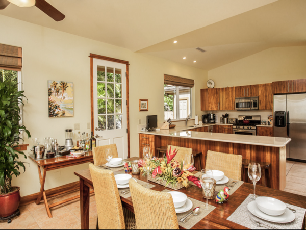 Wailea Luxury Four Bedroom Main House Guest Cottage