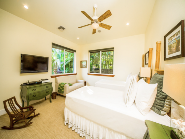 Wailea Luxury Four Bedroom Main House Guest Cottage