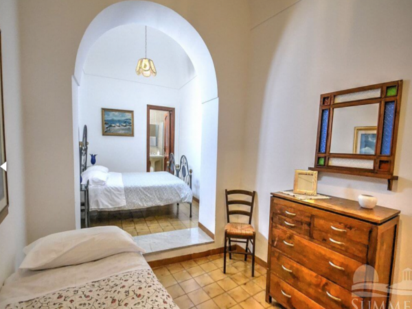 Praiano, Italy Villa Three Bedrooms Sleeps 11 & Sea Views
