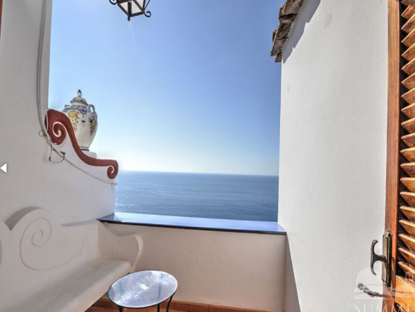 Praiano, Italy Villa Three Bedrooms Sleeps 11 & Sea Views