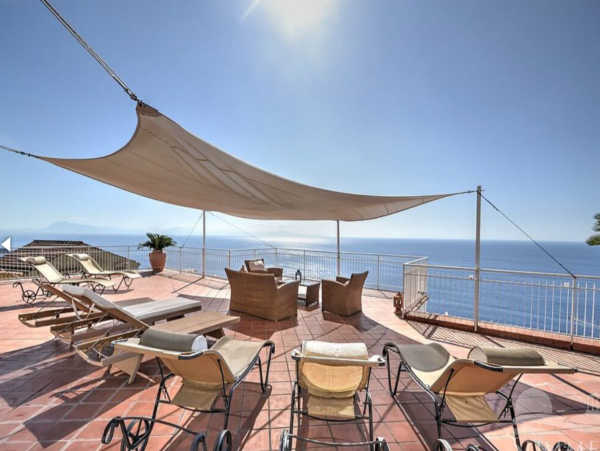 Praiano, Italy Villa Three Bedrooms Sleeps 11 & Sea Views