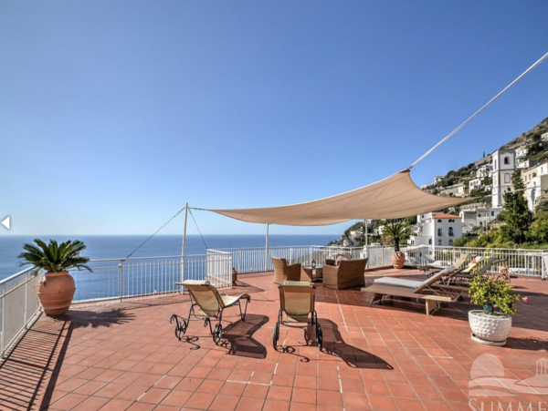 Praiano, Italy Villa Three Bedrooms Sleeps 11 & Sea Views